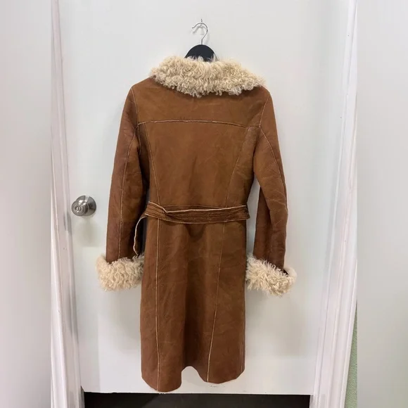 Burberry Sheepskin Penneylane Coat - Picture 4 of 9
